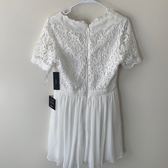 White dress perfect for any occasion! - Picture 2 of 2